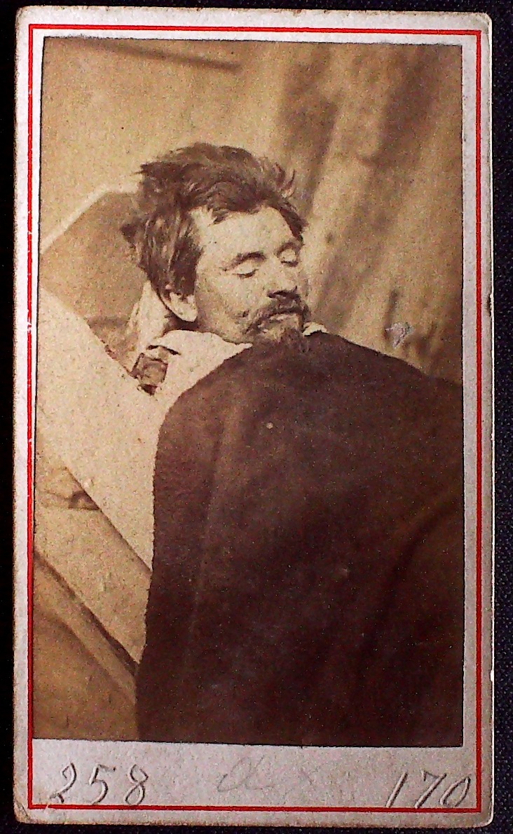 Cadavre de Communard, Gangis