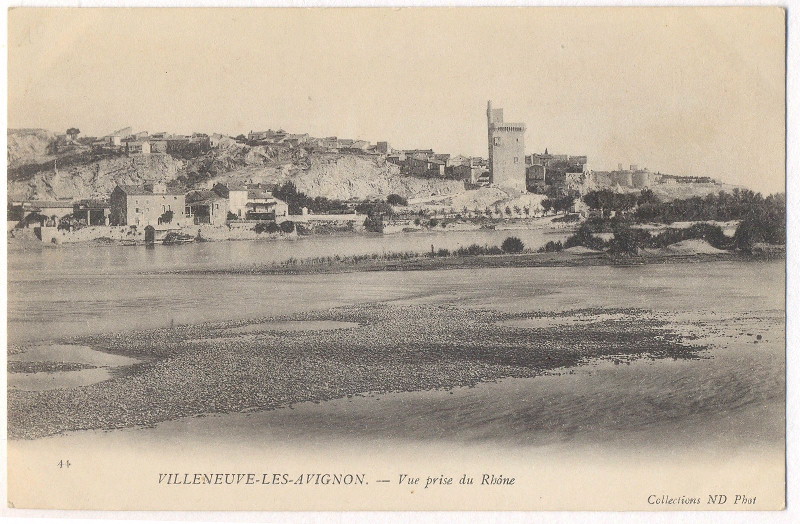 Villeneuve-lès-Avignon - Vue prise du Rhône