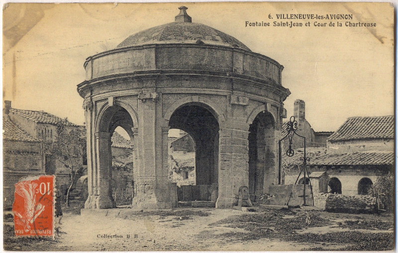Fontaine Saint-Jean et Cour de la Chartreuse