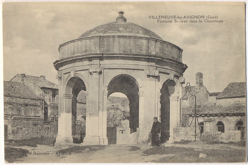 Villeneuve-lès-Avignon - Fontaine Saint-Jean