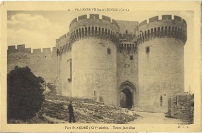 Villeneuve-lès-Avignon : entrée du fort St André