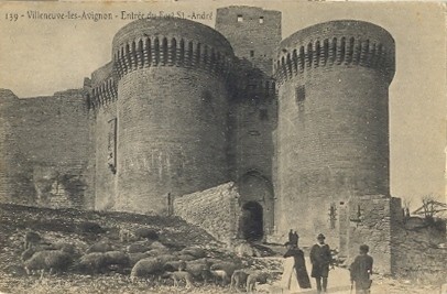 Villeneuve-lès-Avignon : entrée du fort St André