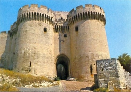 Villeneuve-lès-Avignon : entrée du fort St André