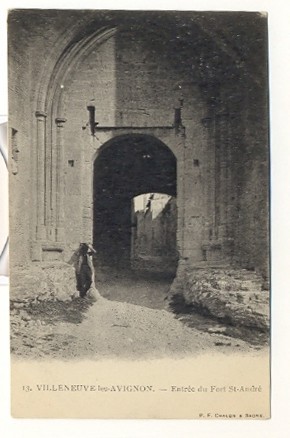 Villeneuve-lès-Avignon : entrée du fort St André