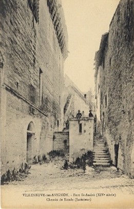 Villeneuve-lès-Avignon : le lort (chemin de ronde)