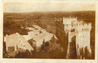 Villeneuve-lès-Avignon : Le Fort (tours jumelles)
