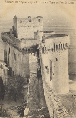 Villeneuve-lès-Avignon : Le Fort (tours jumelles)