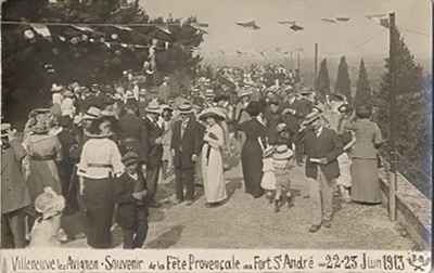 Villeneuve-lès-Avignon : fête provençale au fort
