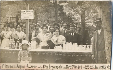 Villeneuve-lès-Avignon : fête provençale au fort