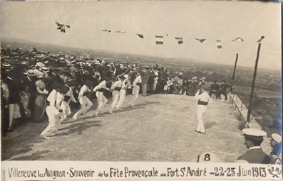 Villeneuve-lès-Avignon : fête provençale au fort