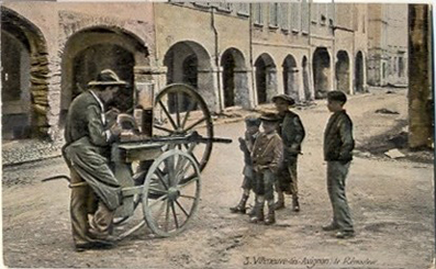 Villeneuve-lès-Avignon : le rémouleur