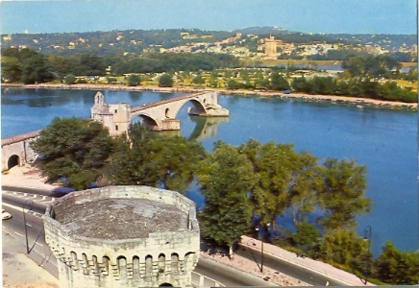Avignon : le pont Saint-Bénézet et Villeneuve