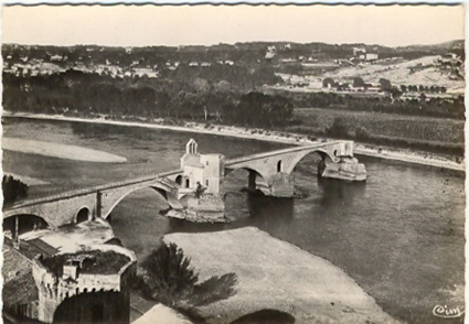 Avignon : le pont Saint-Bénézet et Villeneuve