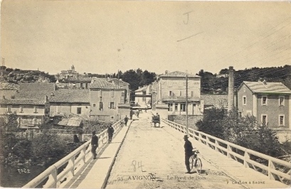 Villeneuve-lès Avignon : le pont de bois