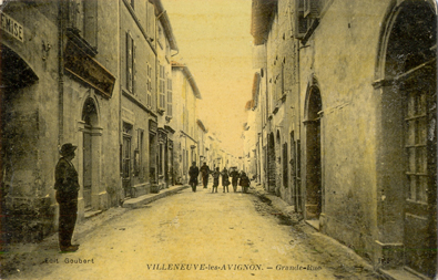 Villeneuve-lès Avignon : la grande rue