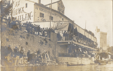 Villeneuve-lès Avignon : hostellerie Vieux Moulin