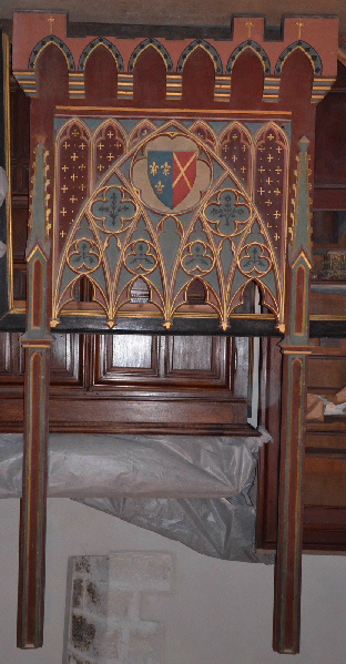 Eléments du buffet de l'orgue de la collégiale de Villeneuve-lès-Avignon