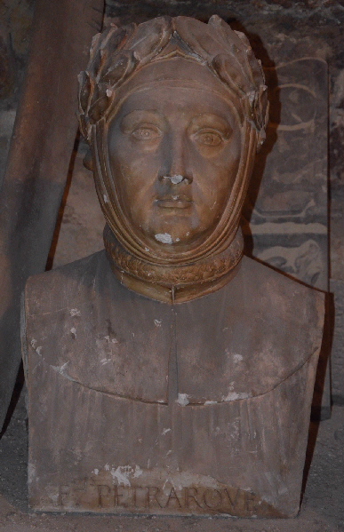 Buste de Pétrarque