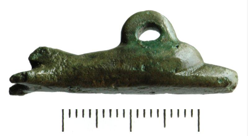 amulette delphiniforme