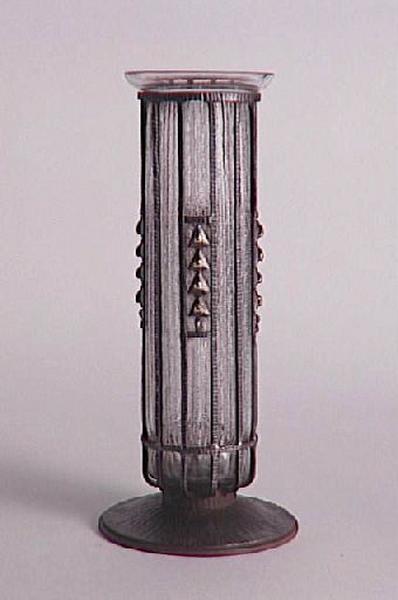 Vase cylindrique à monture métallique