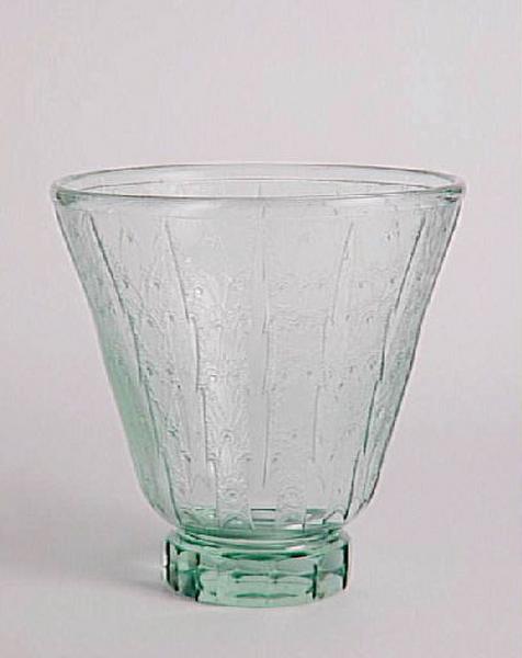 Vase à décor géométrique