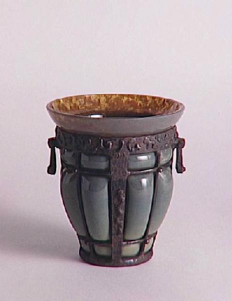 Vase à monture métallique Verre de jade