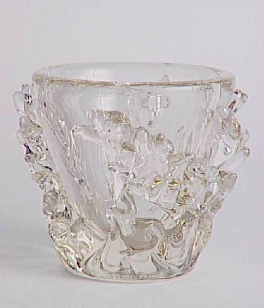 Vase ; Vase cornet jaune paille à grappes torsadées