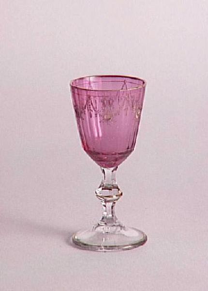 Verre à vin du Rhin service Régence. Gravure I