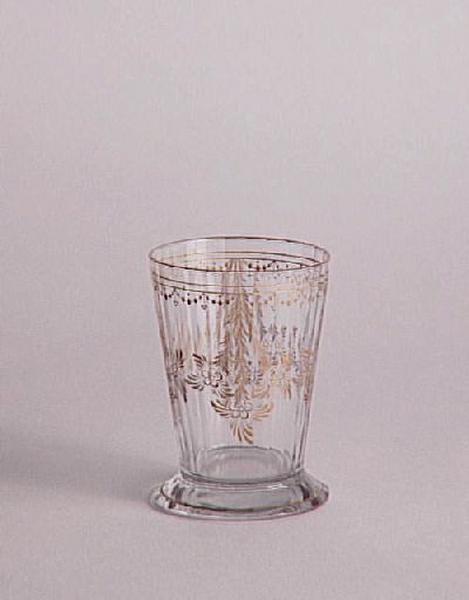 Gobelet service Trianon. Décor I bis ; Gobelet, taillé en plein, décor I bis (Appellation Daum)