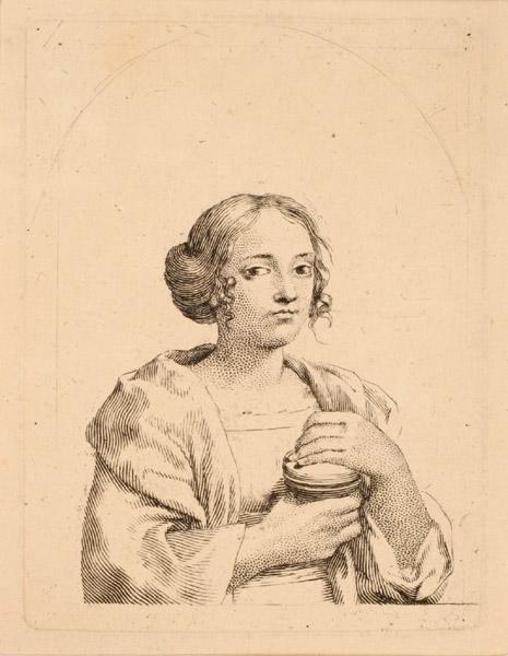 Femme tenant une coupe