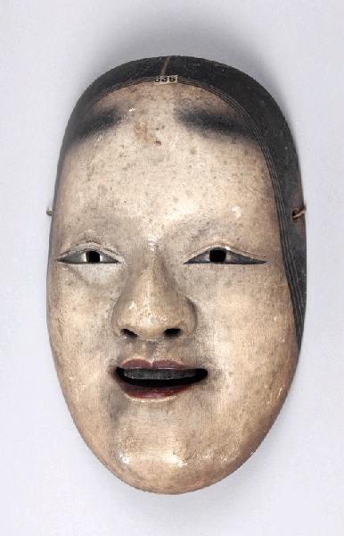 Masque de nô : Tête de jeune femme