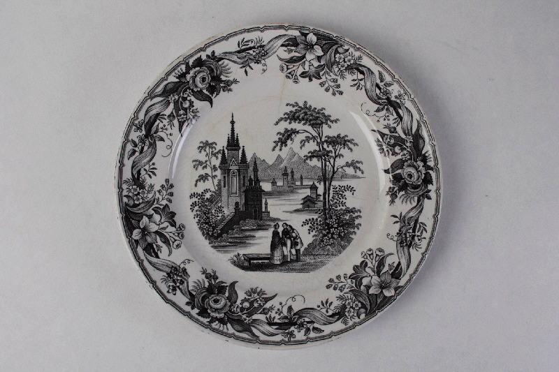 Décors romantiques - Deux messieurs saluant une dame devant un banc