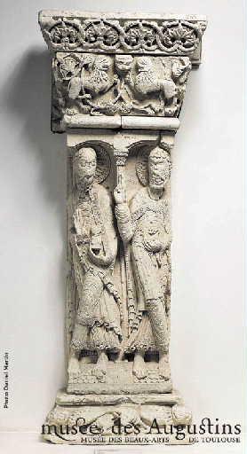 Lions et athlète dans des rinceaux [cathédrale Saint-Etienne]