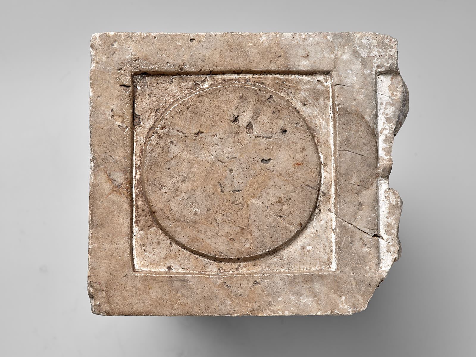 Fragment de plaque de marbre