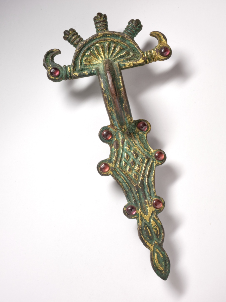 Fibule de Monteils ; Fibule à digitations en têtes d'oiseaux