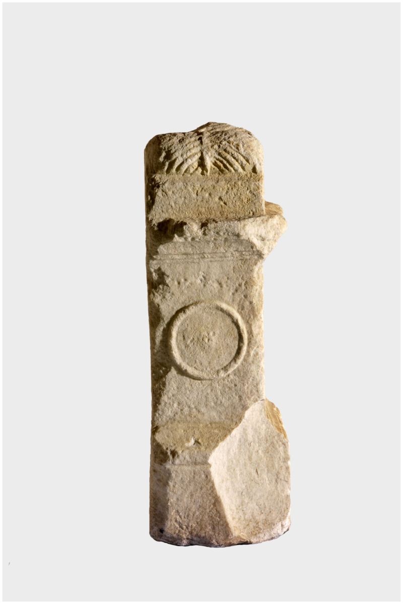 Autel votif dédié au dieu Leherennus par Mandatus