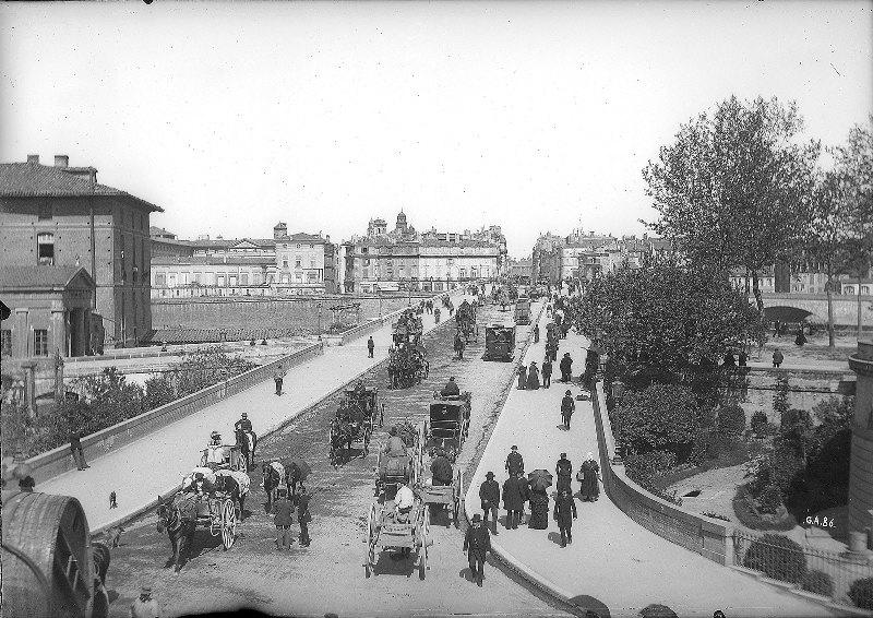 Toulouse. Le Pont-Neuf