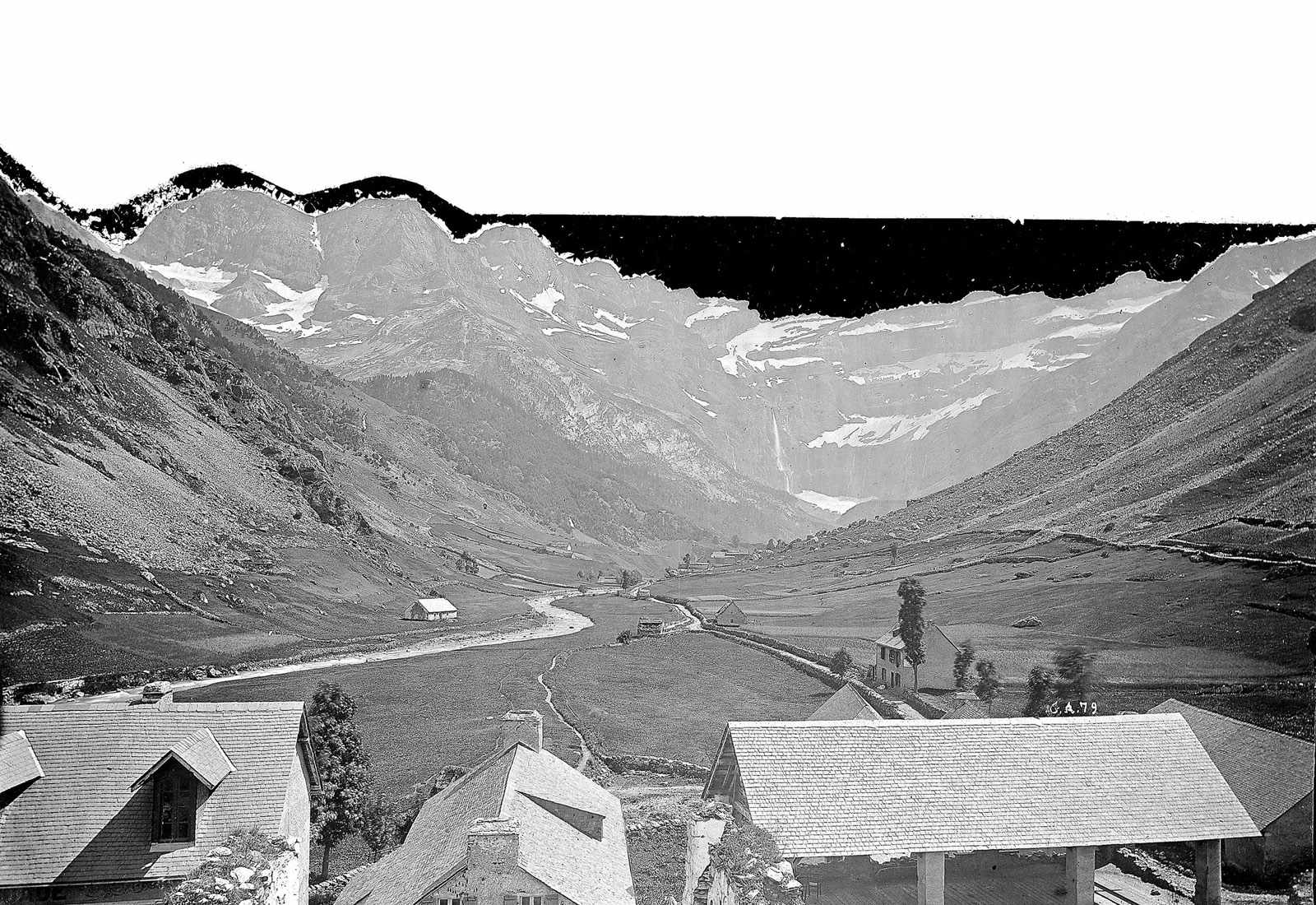 Gavarnie. La vallée.