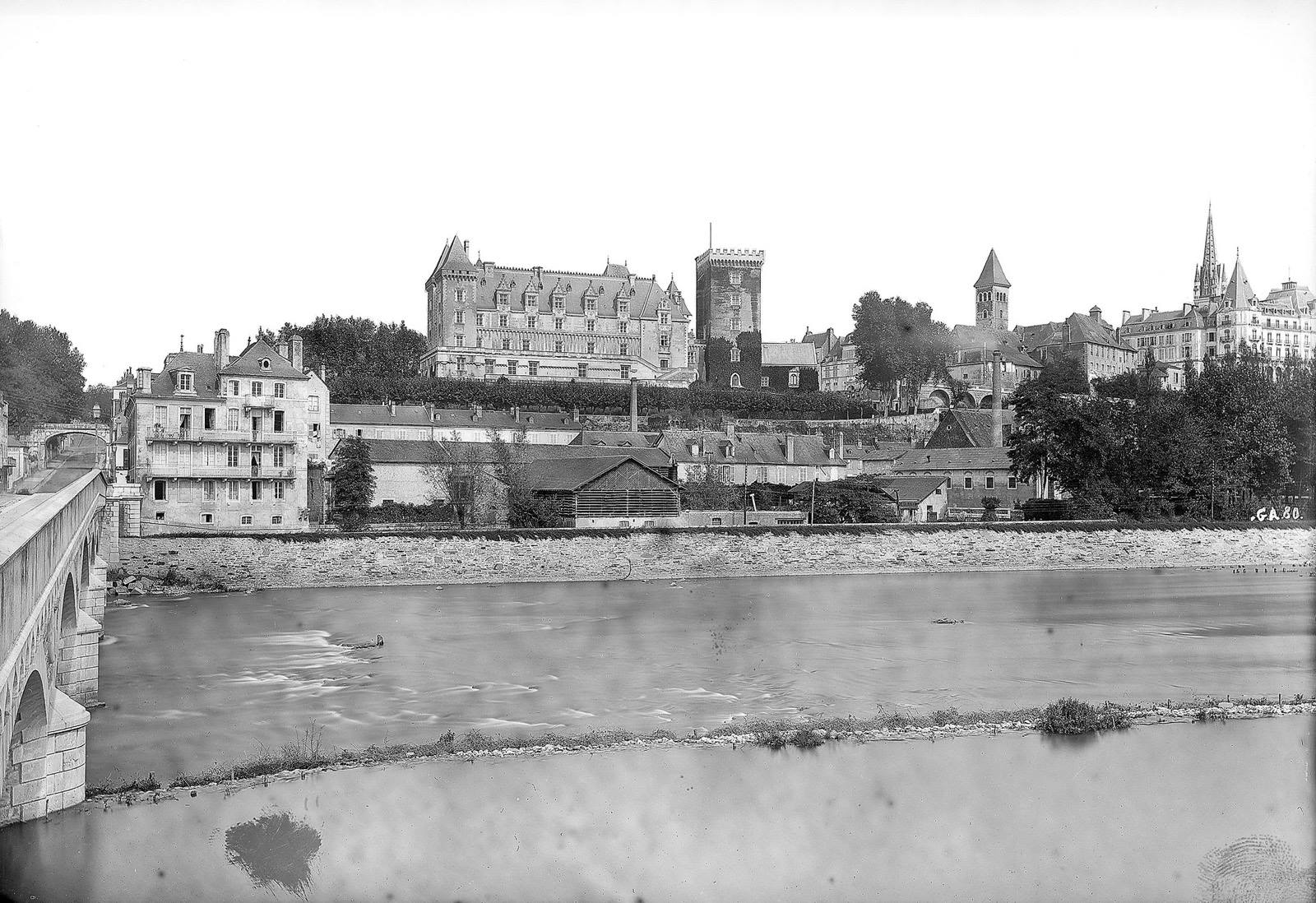 Pau. Panorama