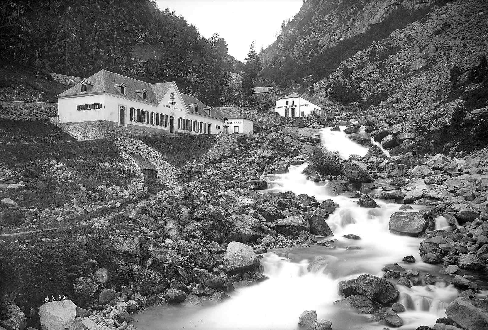 Cauterets. Etablissement du Petit Saint-Sauveur