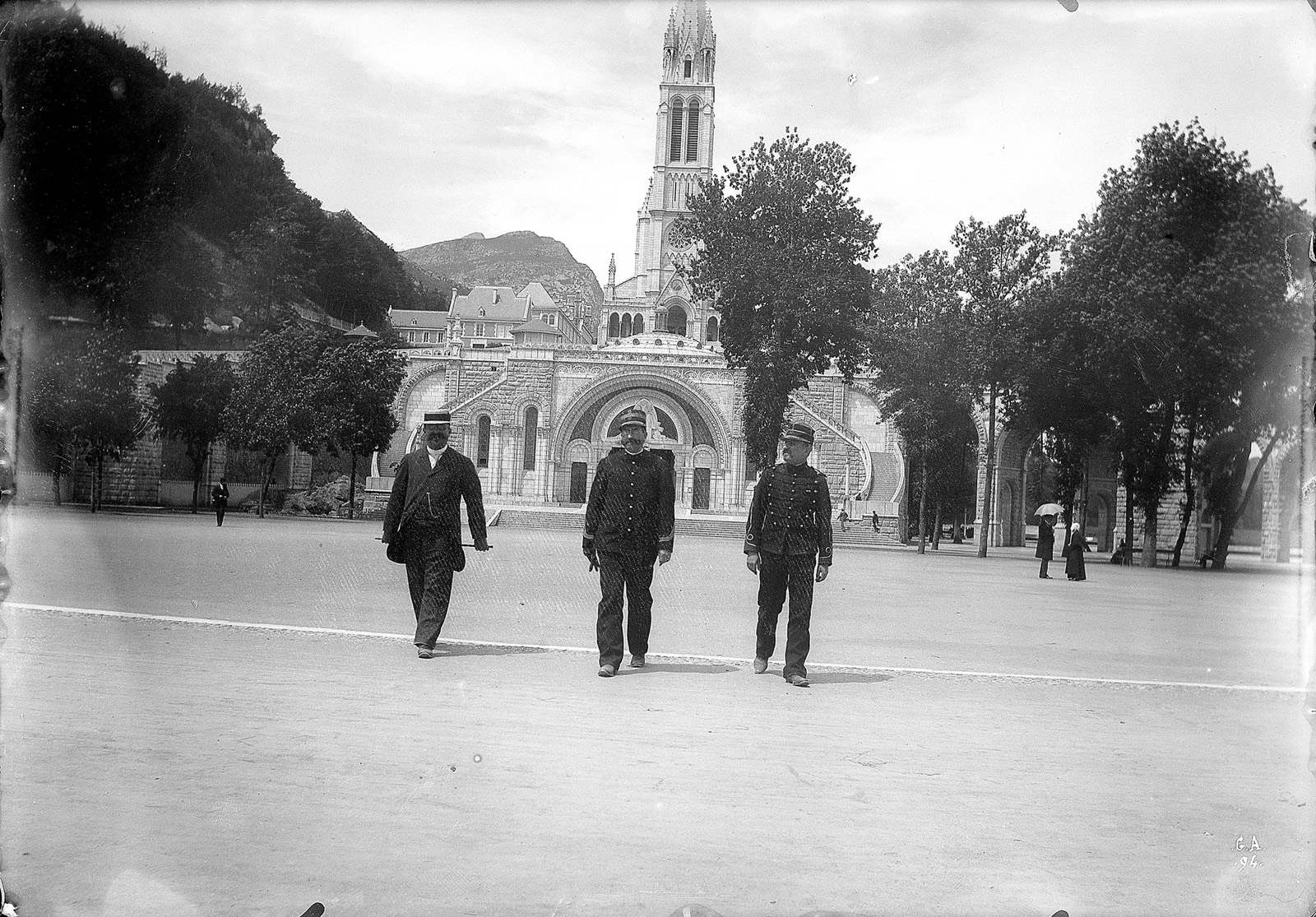 Lourdes. La basilique