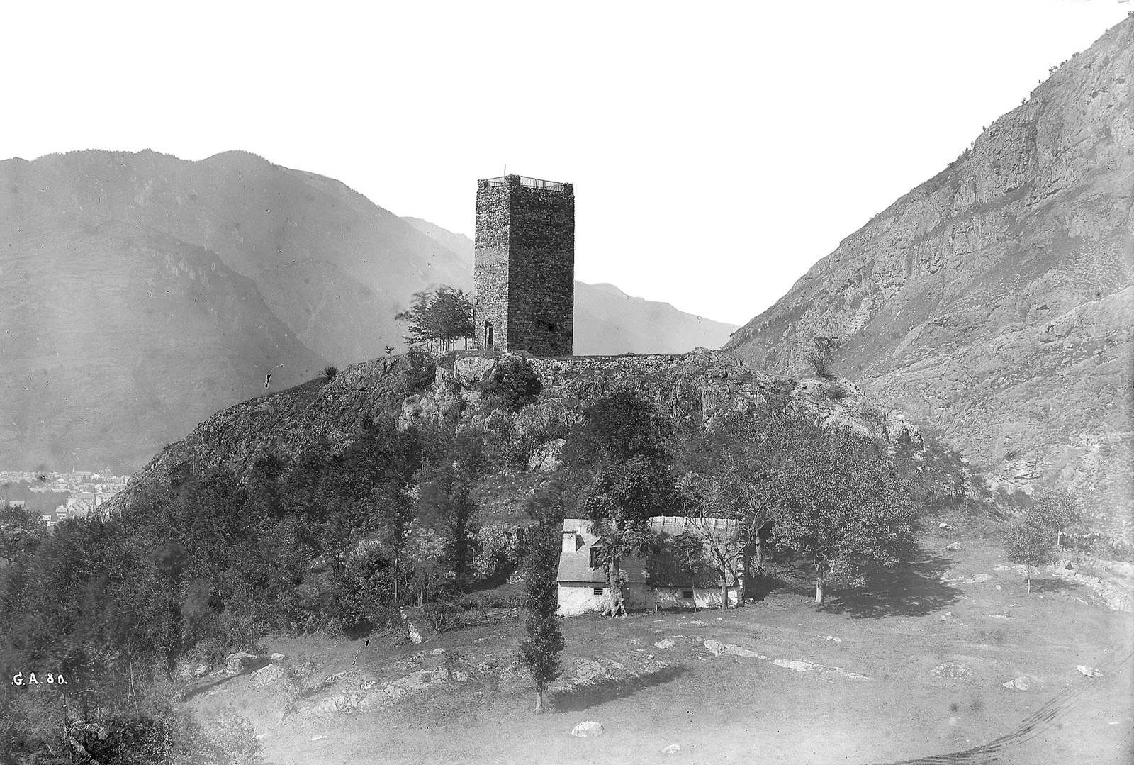 Tour de Castelvieil