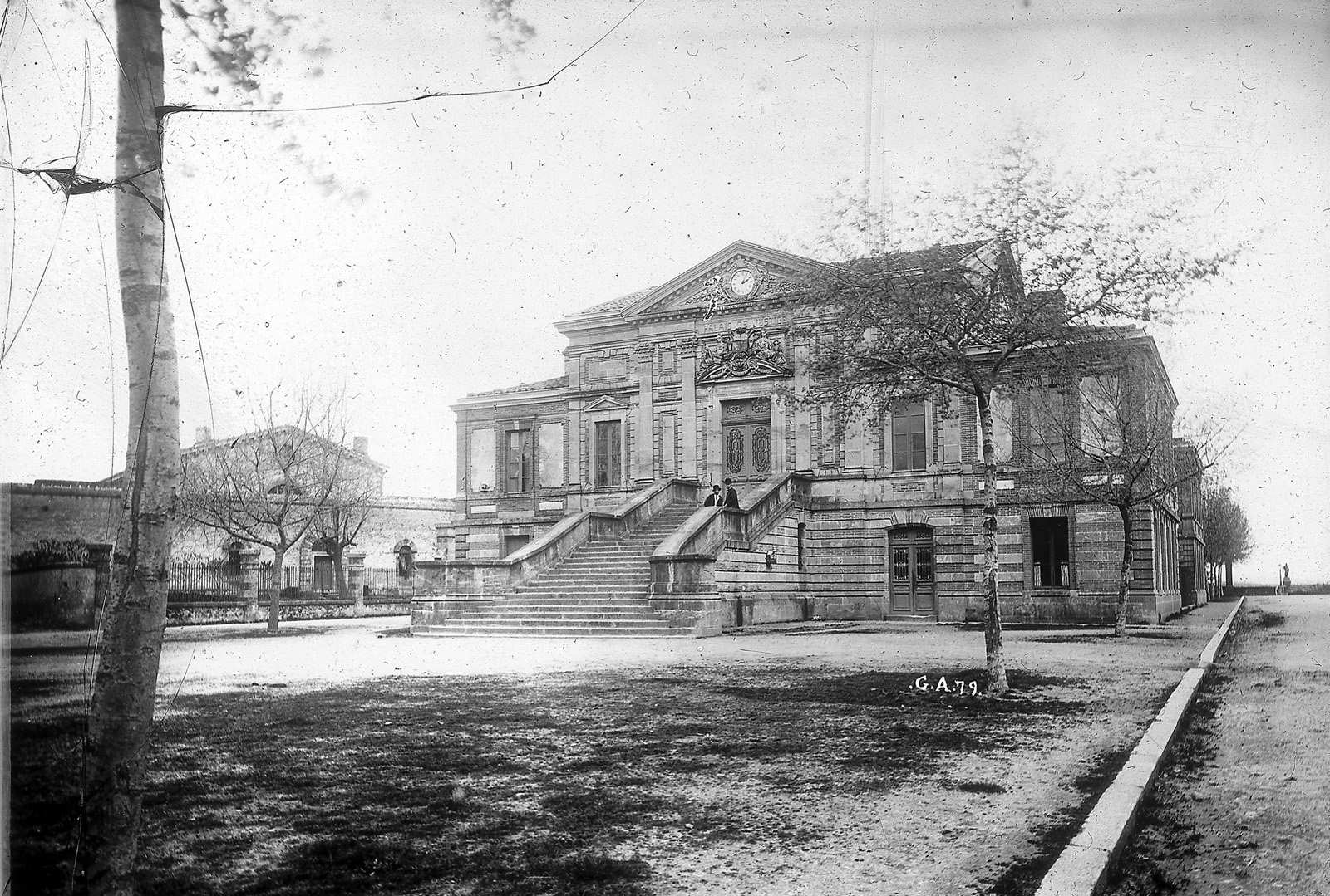 Lavaur. Palais de justice
