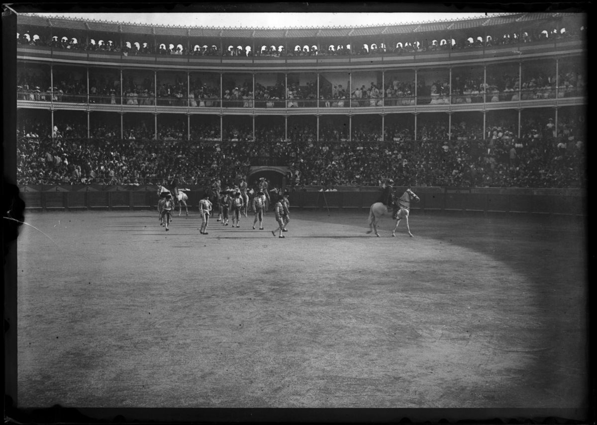 Saint-Sébastien. Entrée de la cuadrilla