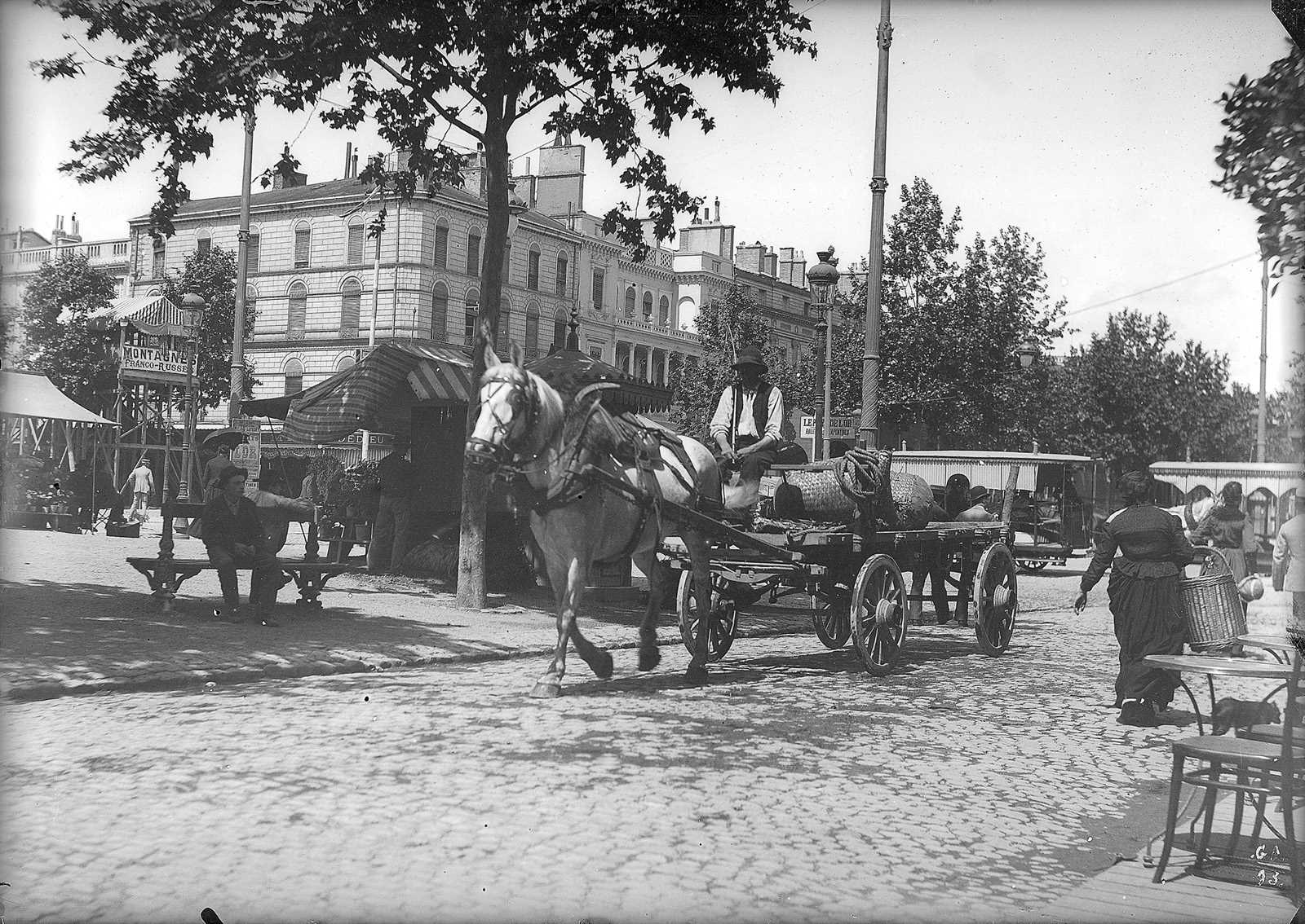 Toulouse. Place Lafayette
