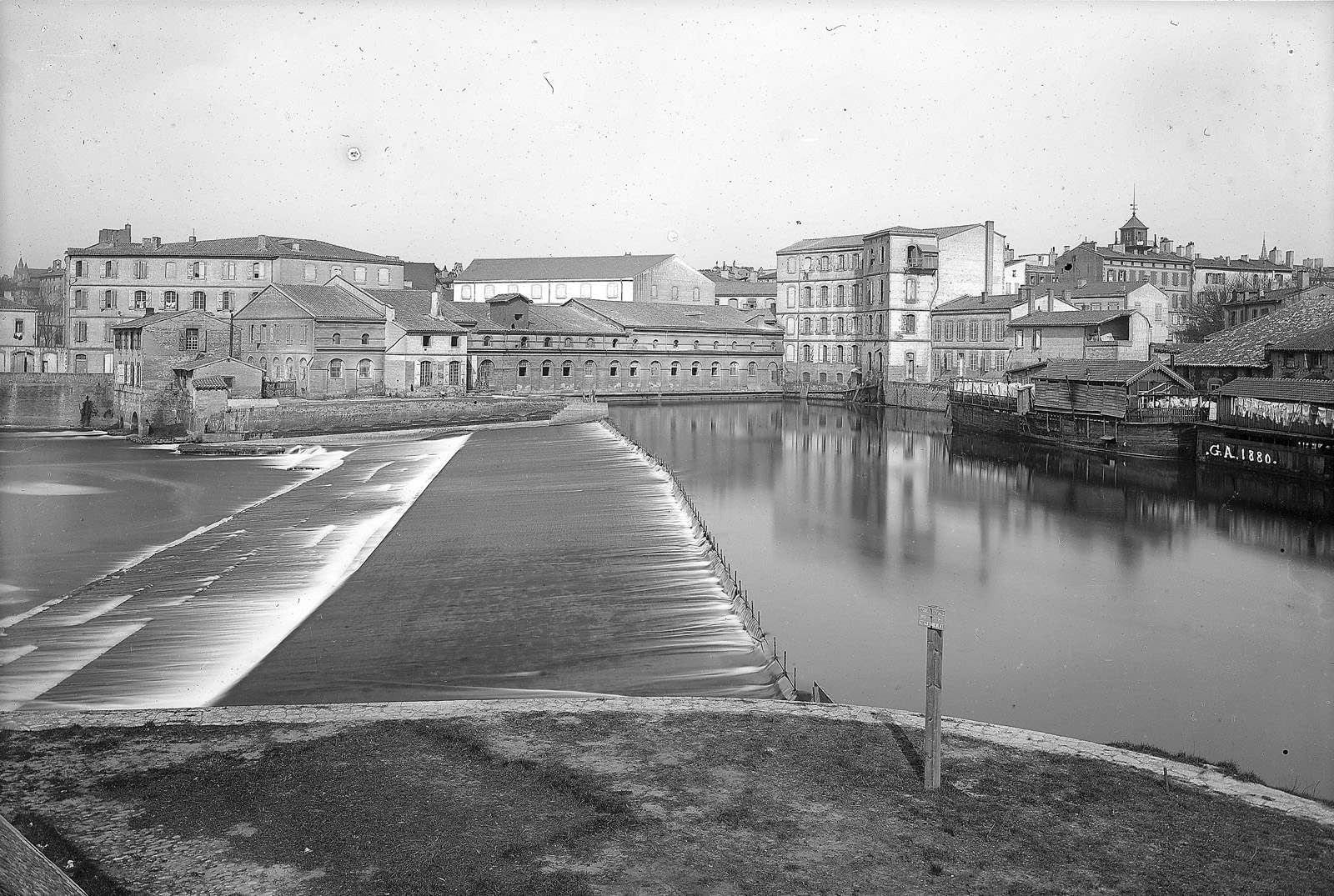 Toulouse. Chaussée du quai de Tounis