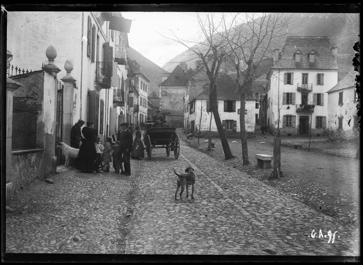 Vielha. Une place
