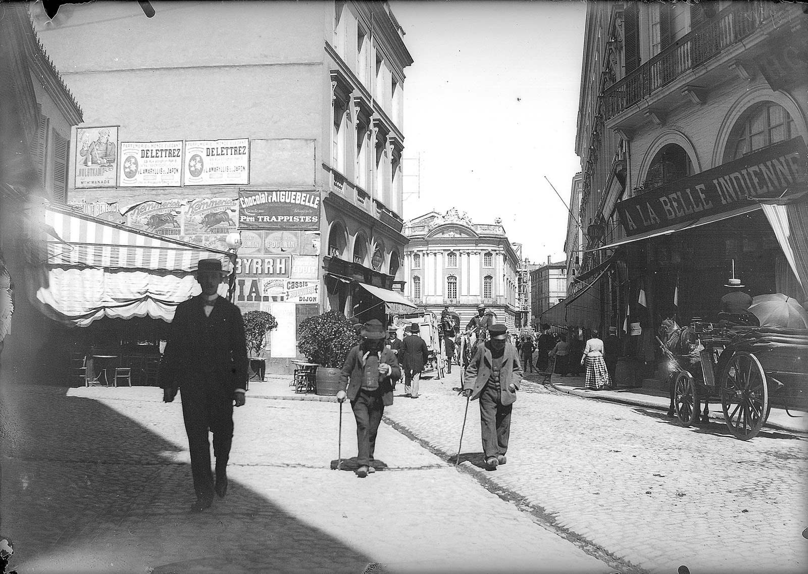 Toulouse. Cliché d'expérience rue Gambetta