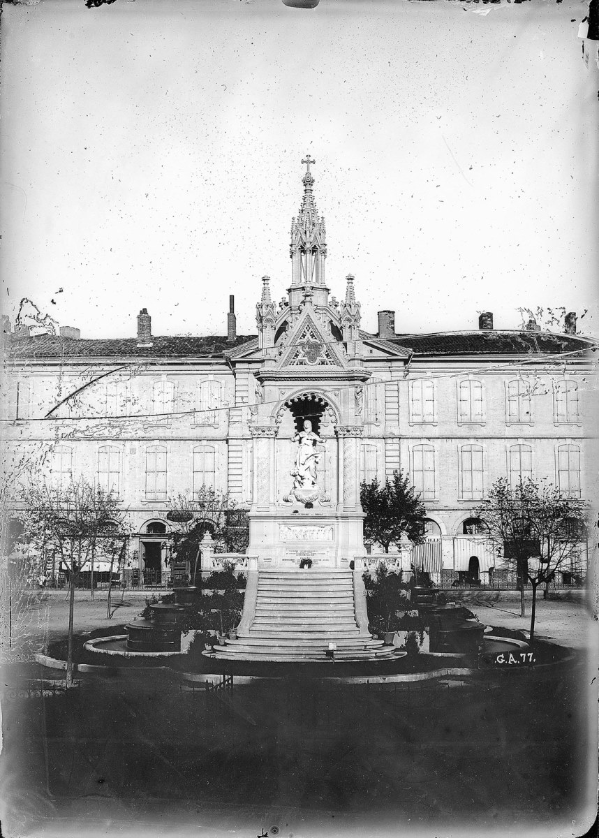 Toulouse. Sainte Germaine, place Saint-Georges
