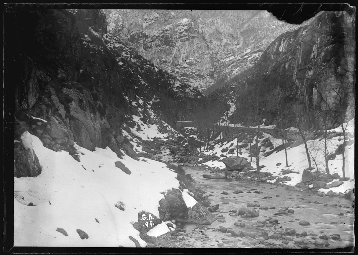 Route d'Ax à Mérens